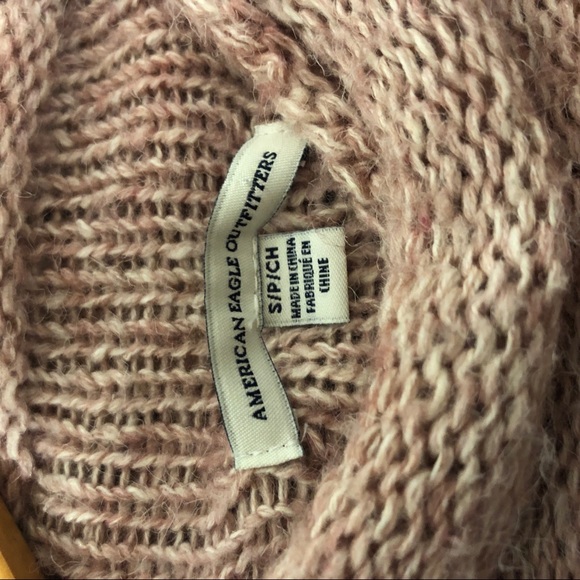 American Eagle Pink Sweater - Picture 4 of 6